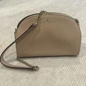 Kate spade shoulder bag. Taupe color